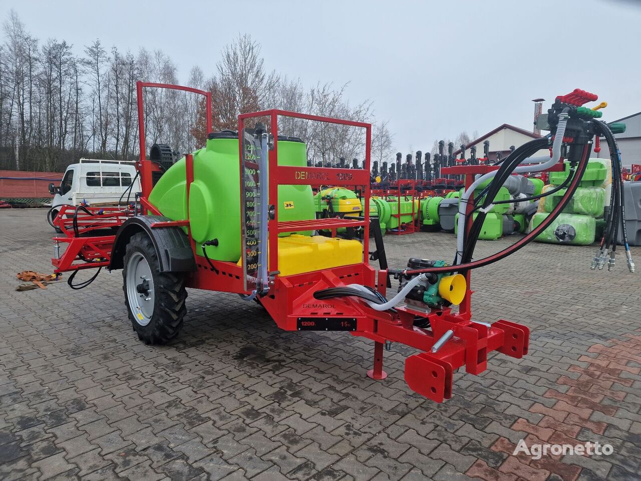 άλλα γεωργικά μηχανήματα Opryskiwacz polowy przyczepiany 1200 litrów lanca 12m