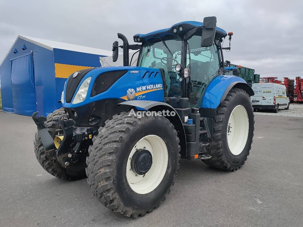 τροχοφόρο τρακτέρ New Holland T 7.210 AC